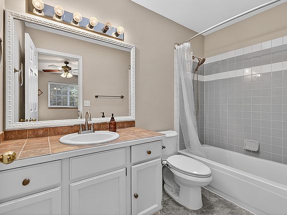 5th image of 16810 N Wylie Dr