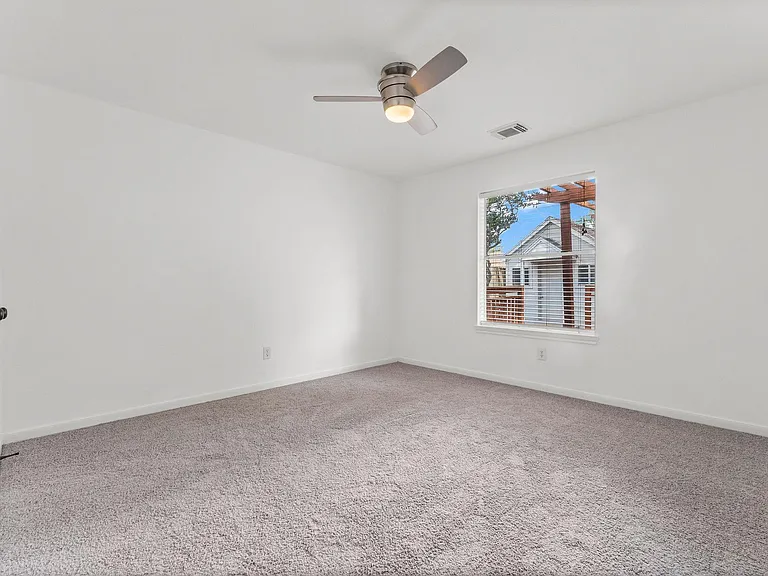 351 Fantasy Ln — Photo 24