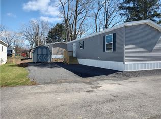 13 Birch Dr, Auburn, NY 13021