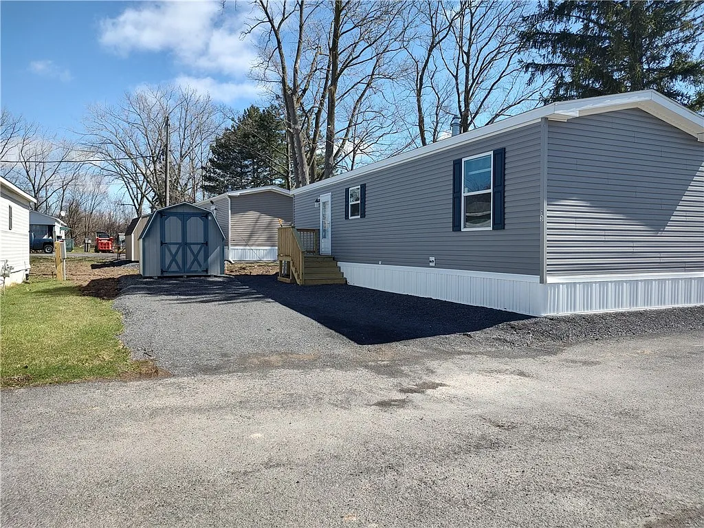 13 Birch Dr photo 1