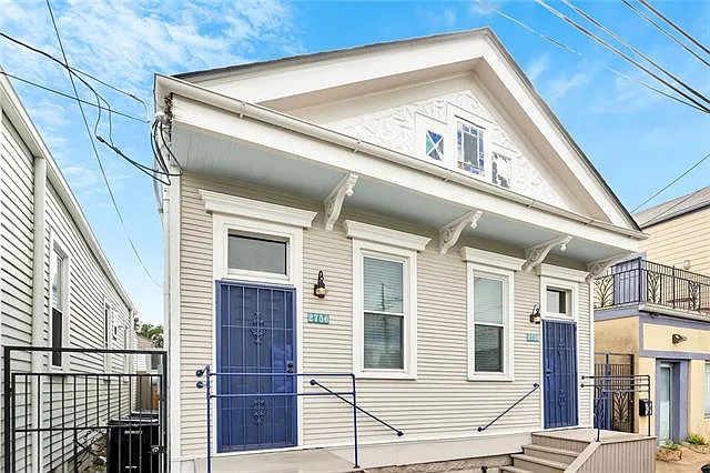 2758 Orleans Ave — Photo 1