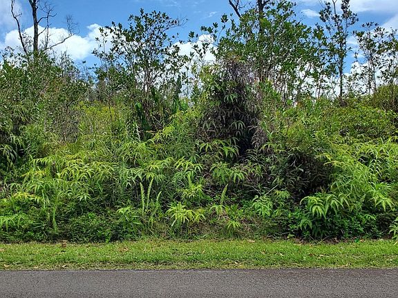 3rd image of Ainaloa Dr Lot 4