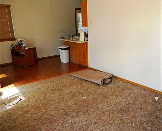 3rd image of 420 7th Ave N