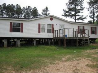 34 W Taylor Ln, Bassfield, MS 39421
