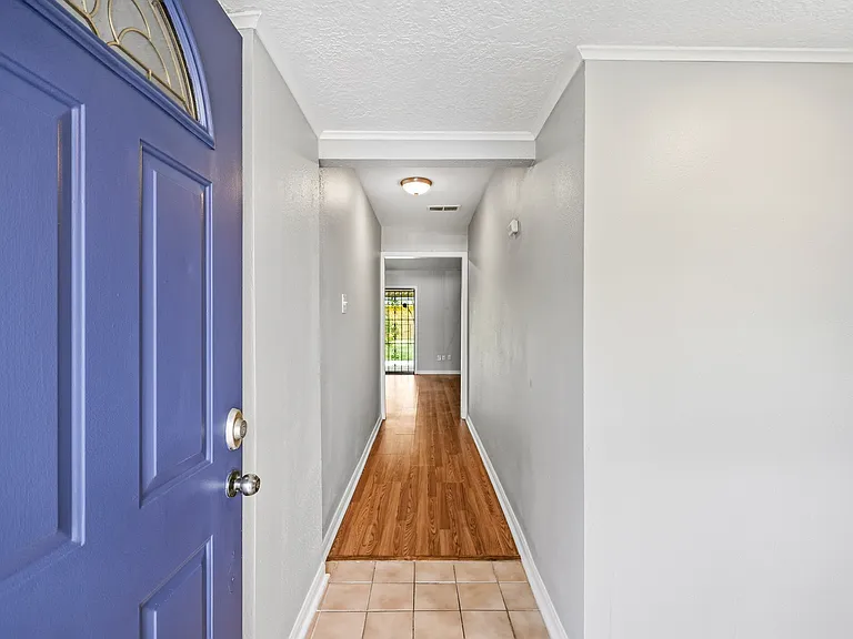 12903 Claygate Dr — Photo 2
