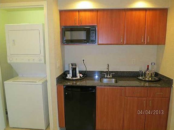 2nd image of 18001 Collins Ave #2907
