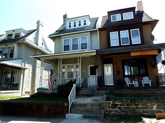 2nd image of 6121 Glenloch St