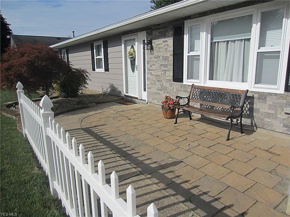 2nd image of 114 Naples Dr