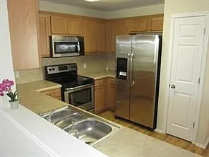 504 Rolling Oak Dr — Photo 8