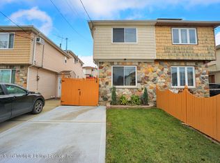 24 Benson St, Staten Island, NY 10312