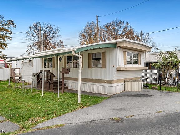 3rd image of 8318 Russell Ln