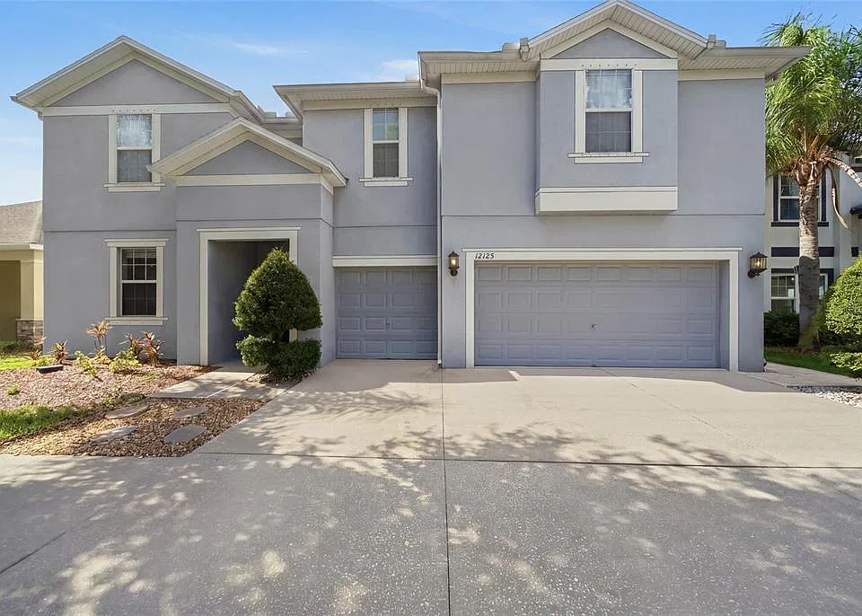 12125 Streambed Dr