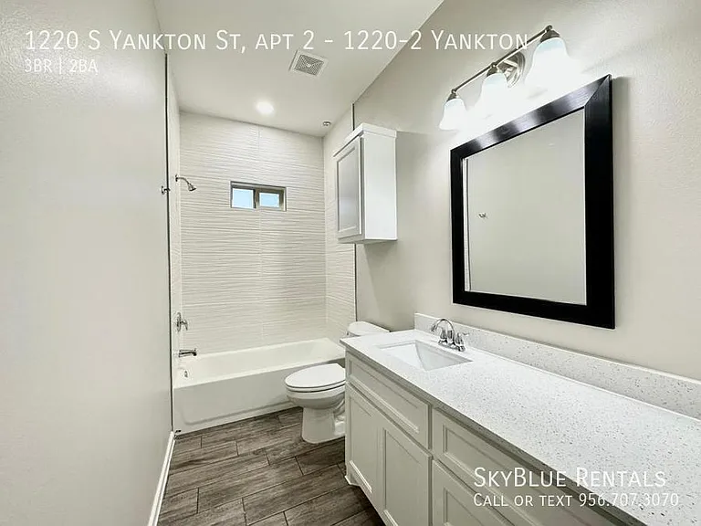 1220 S Yankton St #2 — Photo 11