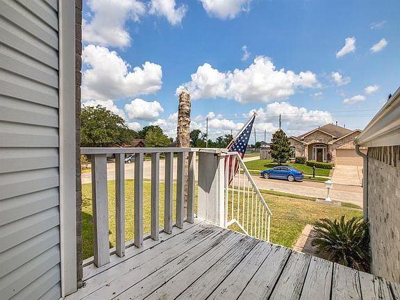 4th image of 15302 Peachmeadow Ln