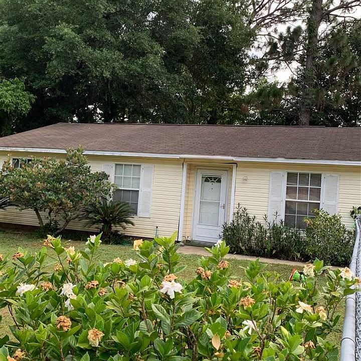 1st image of 4511 Deauville Way