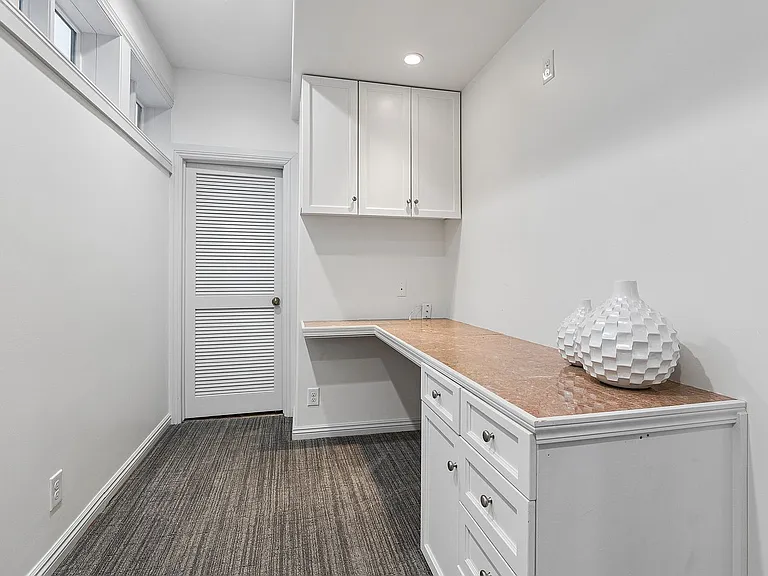 14341 Hamilton St — Photo 34