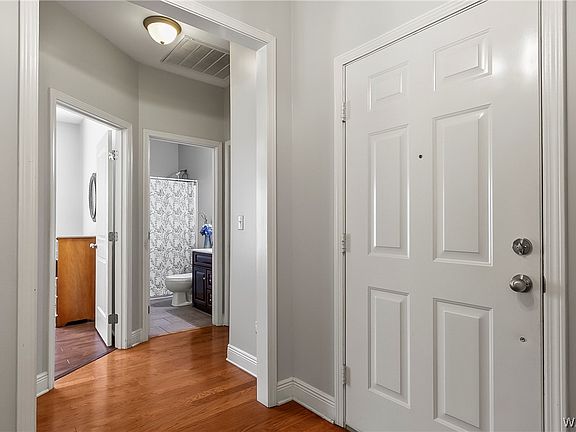 5th image of 5047 Easton Dr