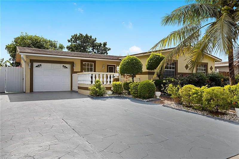 1st image of 6500 SW 10th St