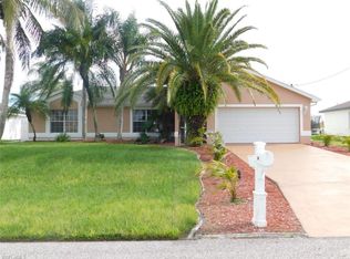 406 NW 20th Ter, Cape Coral, FL 33993