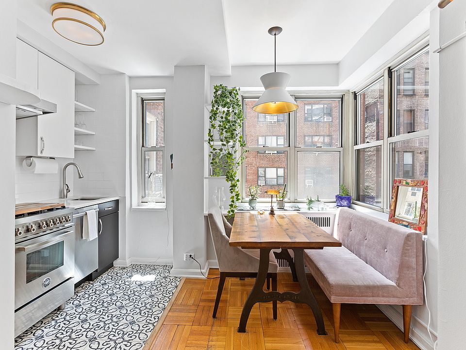 1st image of 220 Madison Ave APT 4R