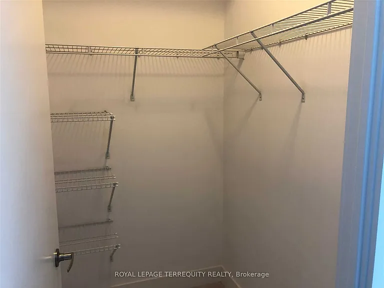 955 Bay St #803 — Photo 13