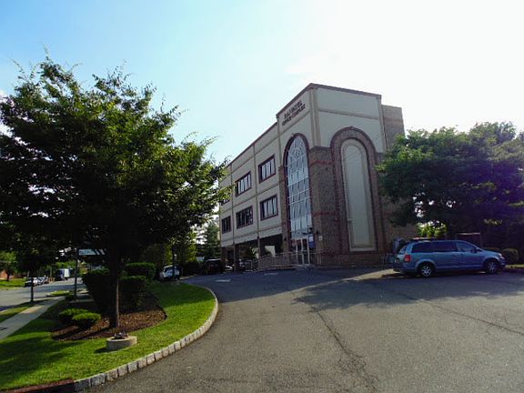 3rd image of 300 Penhorn Ave