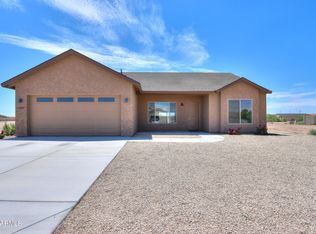 11051 W Penasco Dr, Arizona City, AZ 85123