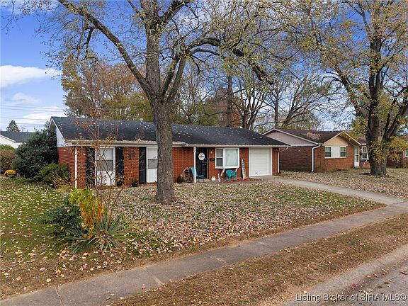 4th image of 522 Mockingbird Drive