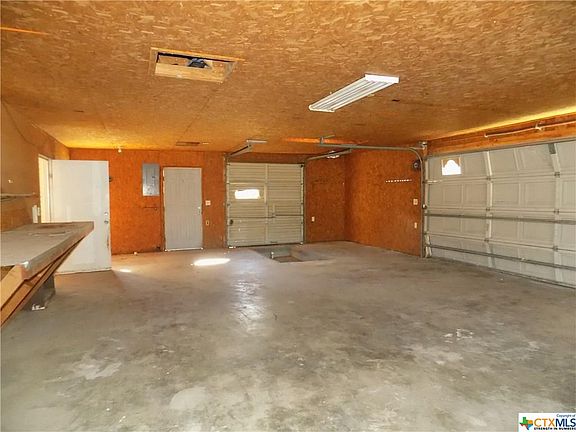 2nd image of 3424 Royal Dr