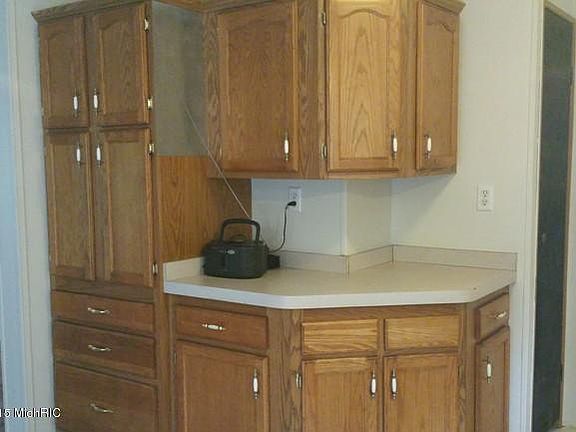 4th image of 2614 S Oak Ave