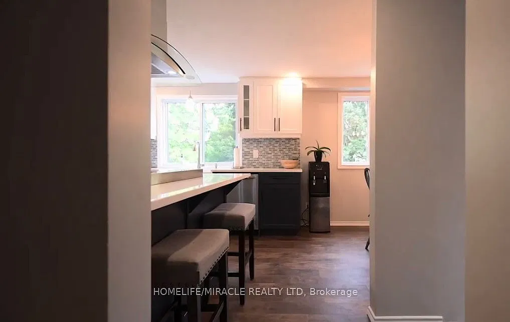 4 bed, $2,650 — Photo 4