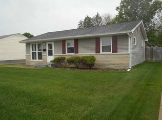1121 Sussex Dr, South Bend, IN