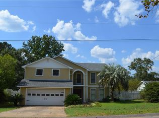 8430 Champlain Cir, Mobile, AL 36695