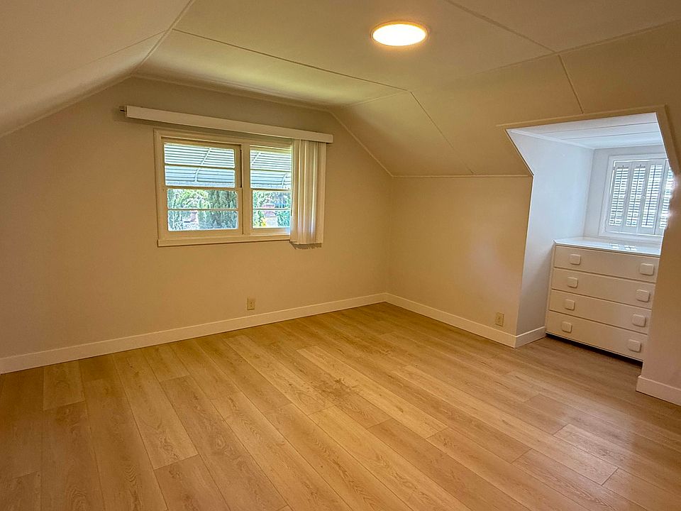 bedroom photo 1