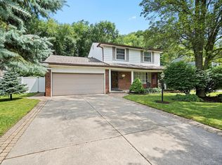 14565 Maisano Dr, Sterling Heights, MI 48312