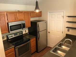 3704 Reflections Dr, Indianapolis, IN 46214