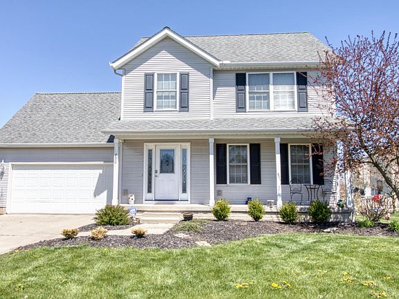 2nd image of 290 Stone Hedge Row Dr