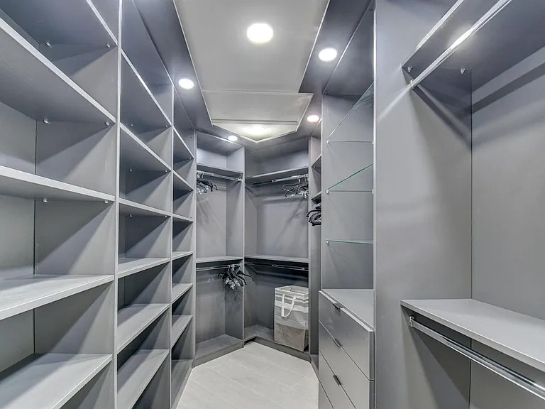 13302 Doubletree Cir — Photo 12