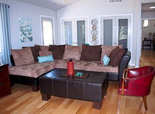 2709 Waiomao Rd, Honolulu, HI 96816