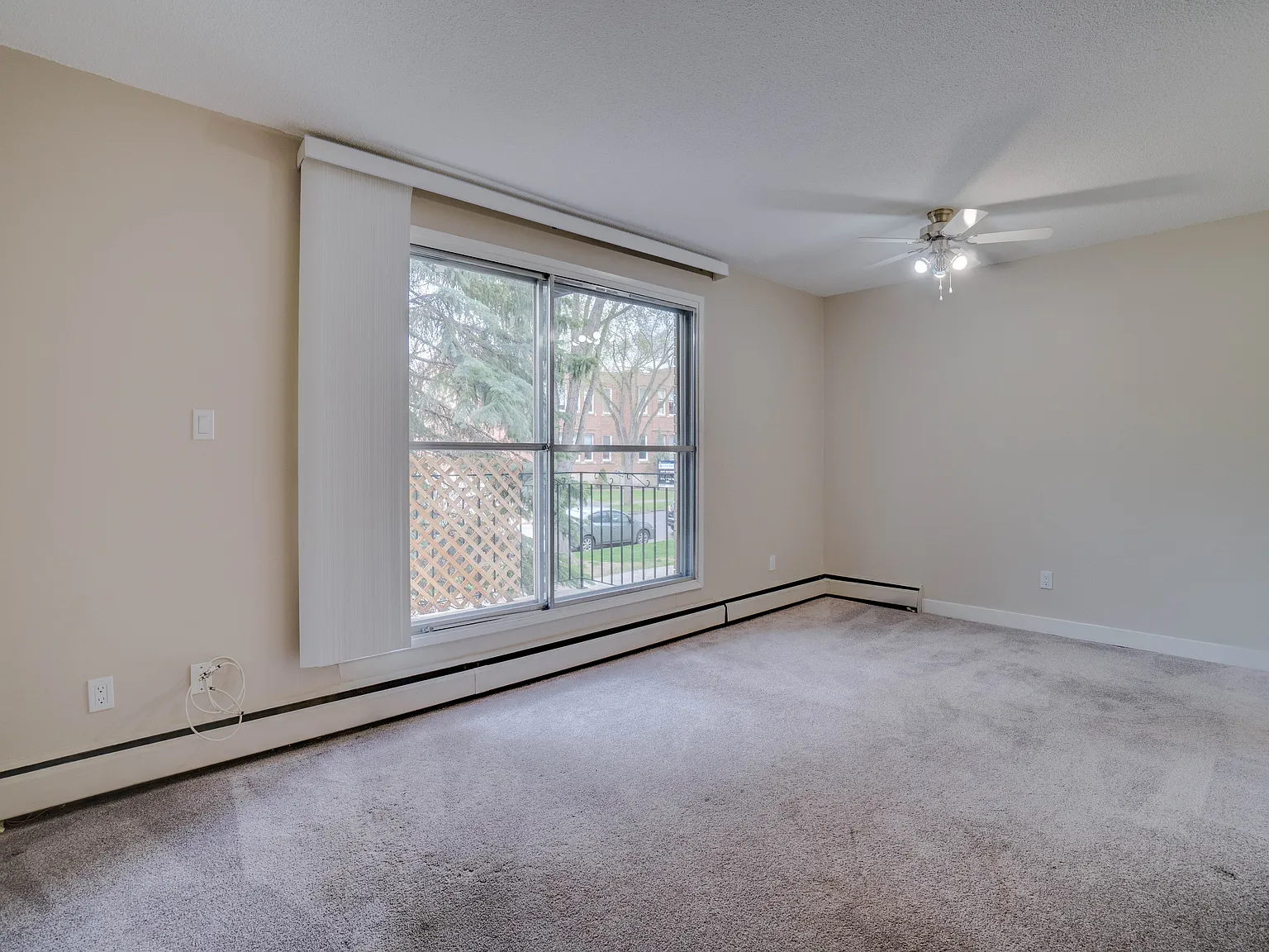 Lorinda Court — Photo 4