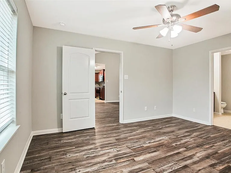 104 Indigo Brush Dr — Photo 30