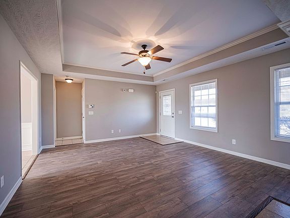 2nd image of 214 Mill Creek Ct