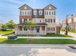 264 Sarah Cline Dr #1, Oakville, ON L6M 0V4