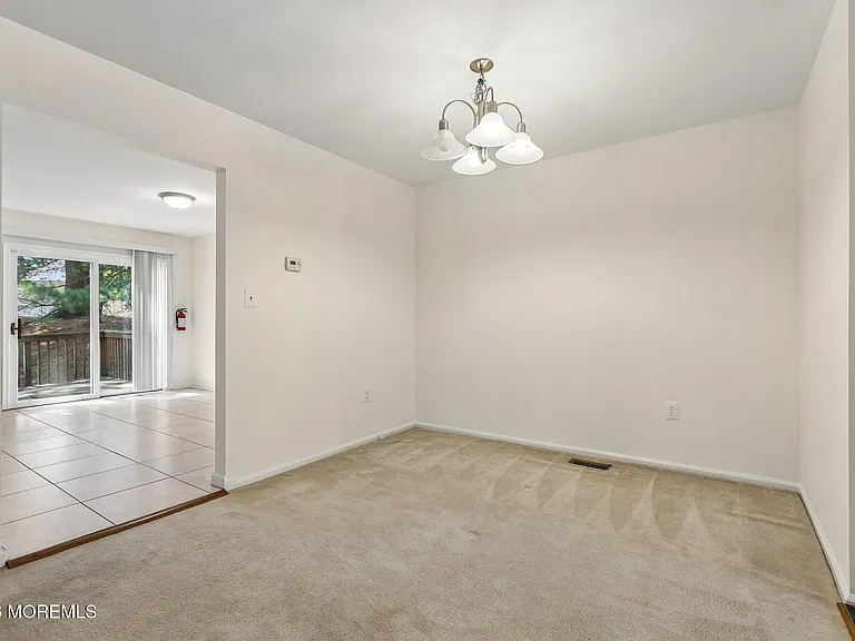 157 Northampton Dr — Photo 10