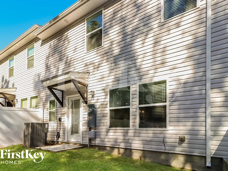 2092 Cypress Village Dr NW — Photo 17