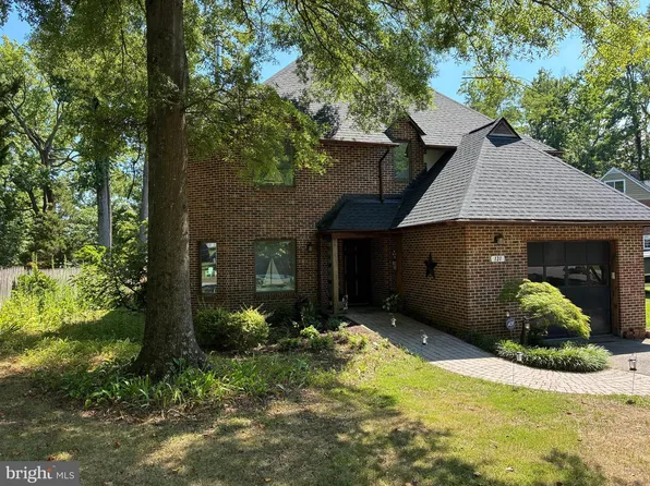 131 Kuethe Dr, Annapolis, MD 21403