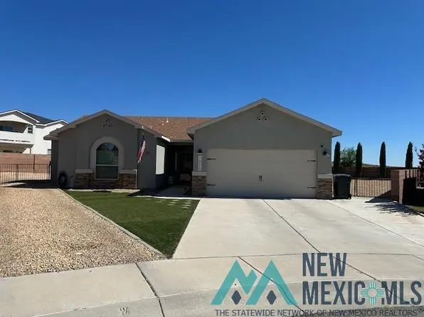 1906 Emerald Ct, Carlsbad, NM 88220