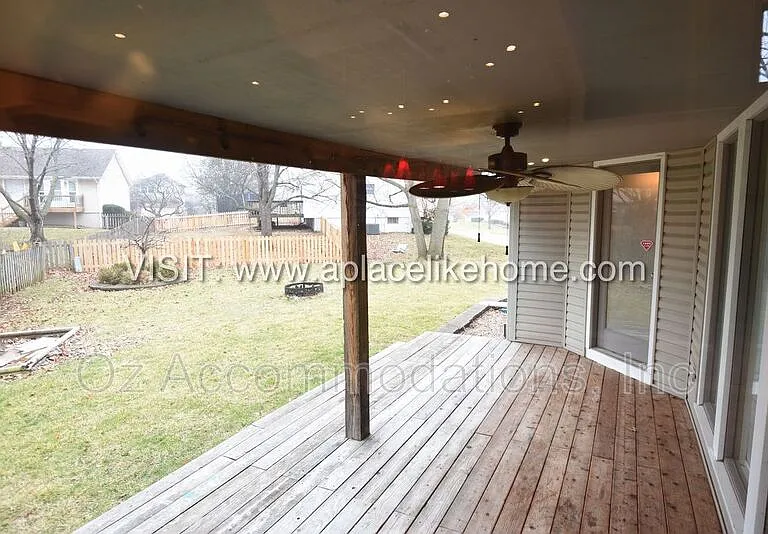 1140 SW Huntington Dr — Photo 9
