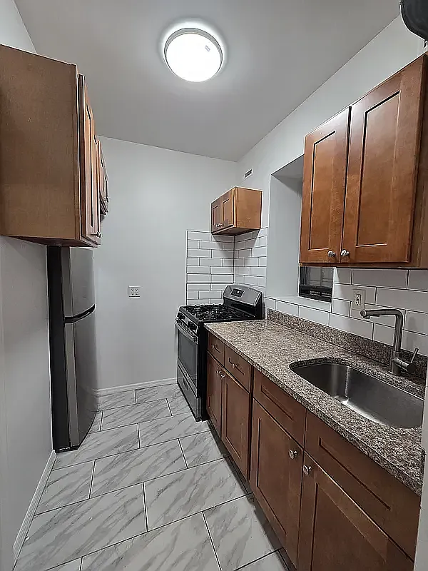402 East 162nd Street — Photo 3