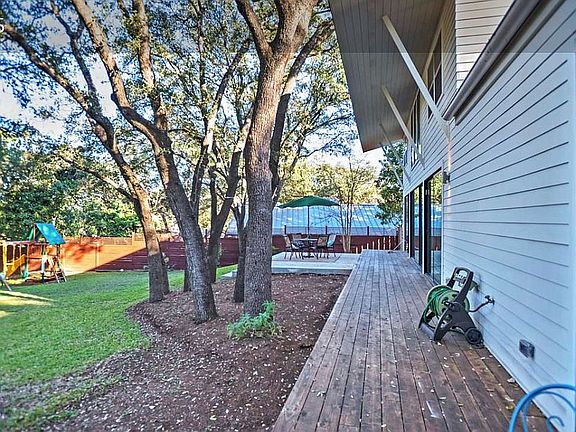 5th image of 2602 Briarcrest Dr